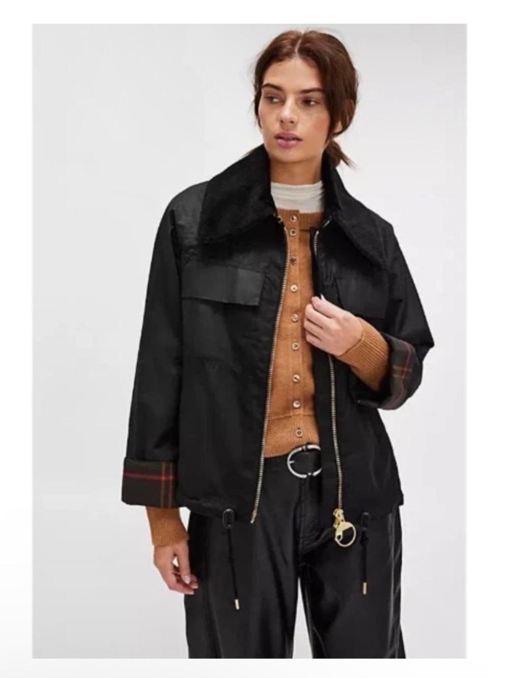 Barbour green with brown collar Beauly Waxed Jacket
Black/Classic NEW
